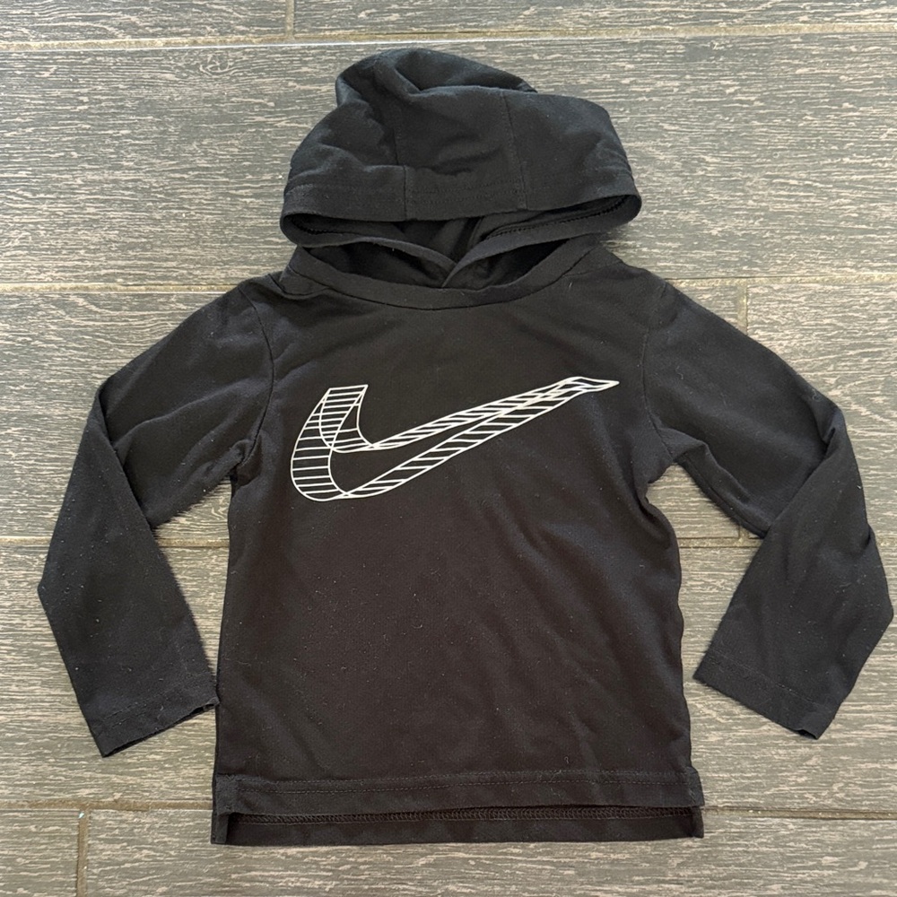 Nike Kids Black Long Sleeved Shirt With Hood - size 2T